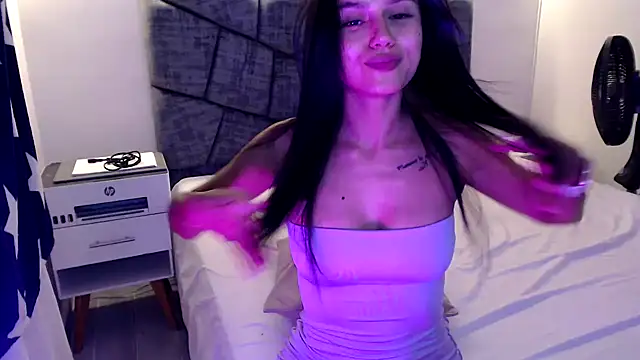 cloe fox online show from November 7, 3:00 am