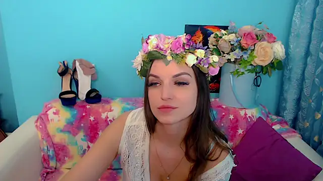 Snapshot of LindaaLu chatting on March 16, 5:25 am LindaaLu online show from March 16, 5:25 am