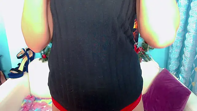 Snapshot of LindaaLu chatting on January 9, 5:13 am LindaaLu online show from January 9, 5:13 am