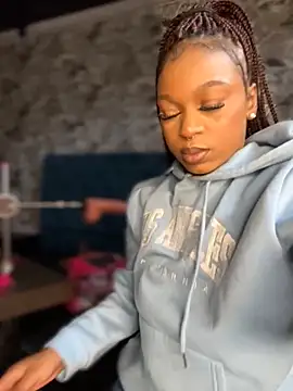 Melany Williams online show from October 21, 12:48 pm