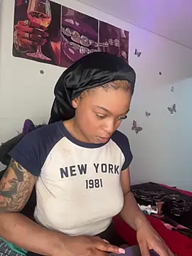 Snapshot of Melany_Williams chatting on June 15, 3:23 pm Melany Williams online show from June 15, 3:23 pm
