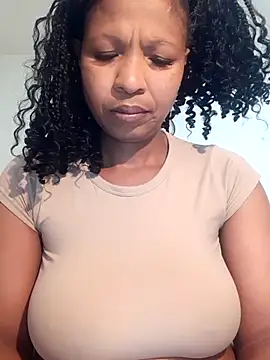 realsquirter online show from December 17, 11:48 am