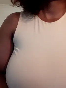 Snapshot of realsquirter chatting on July 17, 8:44 am realsquirter online show from July 17, 8:44 am