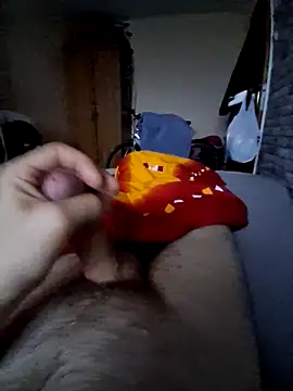 demoniczny82 online show from November 9, 6:17 am