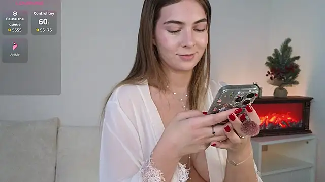 chloi hes online show from January 10, 10:32 am