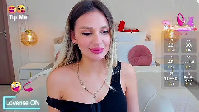 MissLoou online show from March 9, 6:17 am