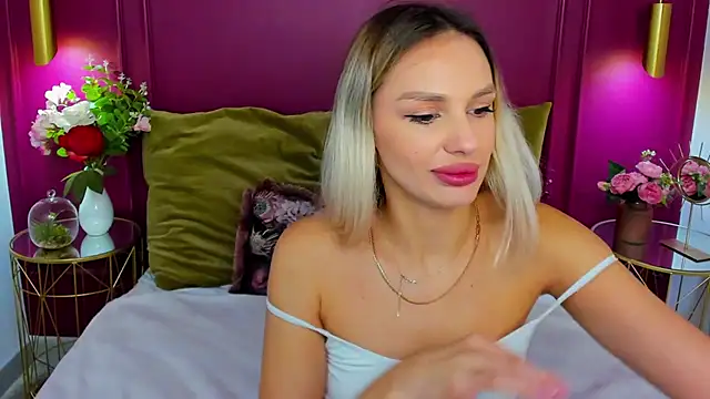 MissLoou online show from November 16, 6:07 am