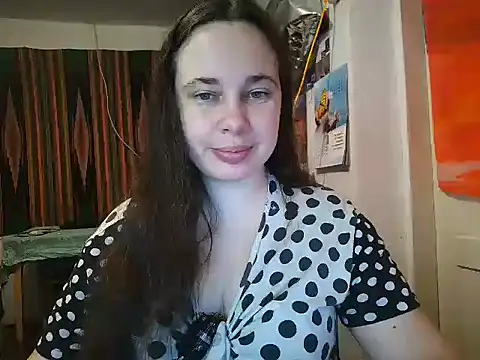 Snapshot of Cora_Maro chatting on March 16, 9:05 am Cora Maro online show from March 16, 9:05 am