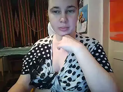 Snapshot of Cora_Maro chatting on March 16, 3:47 am Cora Maro online show from March 16, 3:47 am