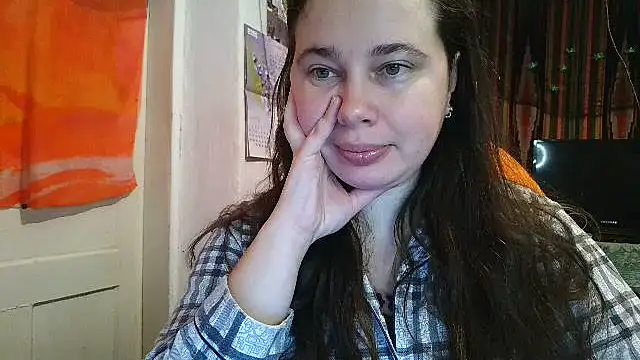 Snapshot of Cora_Maro chatting on November 3, 12:16 am Cora Maro online show from November 3, 12:16 am