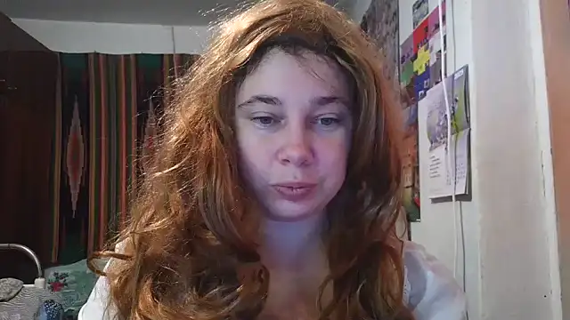 Snapshot of Cora_Maro chatting on September 16, 11:55 am Cora Maro online show from September 16, 11:55 am
