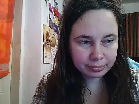 Snapshot of Cora_Maro chatting on November 27, 4:24 am Cora Maro online show from November 27, 4:24 am