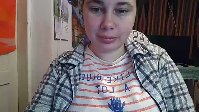 Snapshot of Cora_Maro chatting on October 25, 2:22 am Cora Maro online show from October 25, 2:22 am