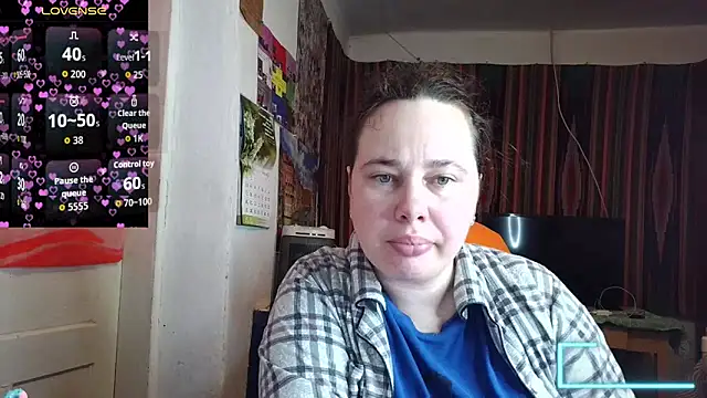 Cora Maro online show from May 23, 11:15 pm