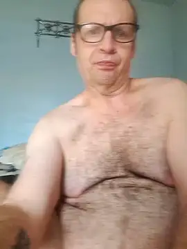 fastesttongue1680 online show from December 29, 6:38 pm