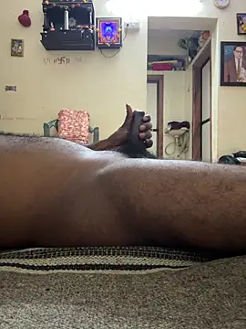 A-mira online show from March 3, 7:10 pm