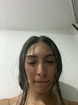 Snapshot of Emelie_Ch1 chatting on March 1, 1:53 am Emelie Ch1 online show from March 1, 1:53 am