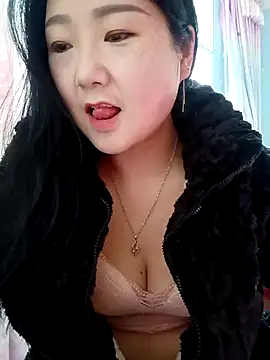 Snapshot of AHL756 chatting on January 21, 2:22 am AHL756 online show from January 21, 2:22 am