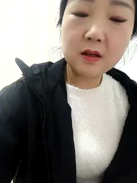 Snapshot of AHL756 chatting on February 13, 6:41 am AHL756 online show from February 13, 6:41 am