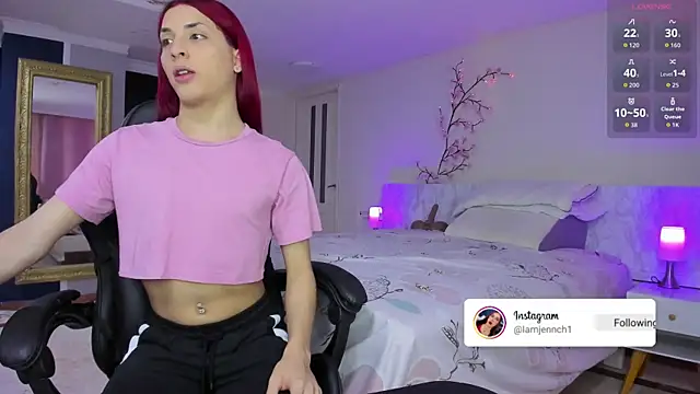 charolbruce 1 online show from December 22, 11:54 am