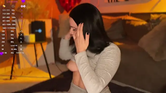 Li Amelie  online show from April 16, 1:12 pm