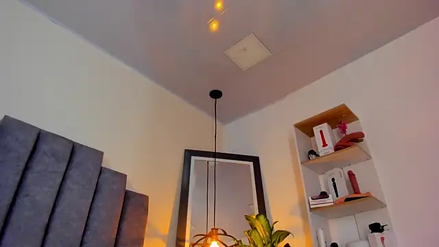 gabriela  gomez online show from November 30, 2:23 am