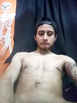 Snapshot of Mich_Stev9524 chatting on February 27, 12:11 am Mich Stev9524 online show from February 27, 12:11 am