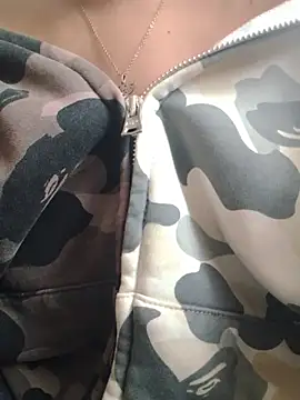 DakotaHoland online show from November 28, 5:57 pm