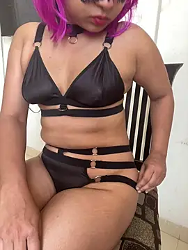 pune  model online show from March 7, 7:26 am