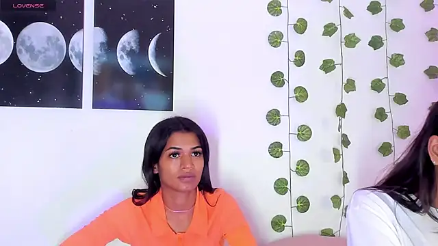 Snapshot of BarbieHotLaura chatting on February 2, 1:34 am BarbieHotLaura online show from February 2, 1:34 am