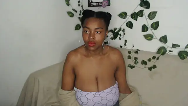 lyssyhorny online show from October 1, 2:17 am