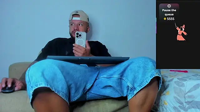 ToonyDee online show from October 21, 2:16 pm