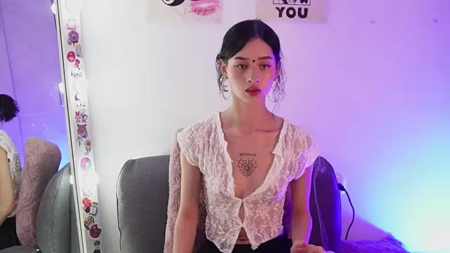 Snapshot of salome-brown chatting on June 27, 12:49 am salome-brown online show from June 27, 12:49 am