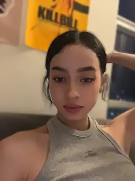 Snapshot of salome-brown chatting on June 4, 11:42 pm salome-brown online show from June 4, 11:42 pm