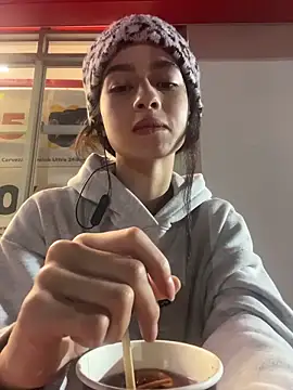 salome-brown online show from February 21, 12:01 am