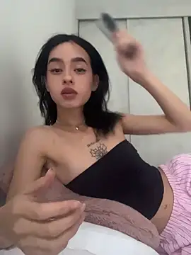 Snapshot of salome-brown chatting on June 9, 10:55 pm salome-brown online show from June 9, 10:55 pm