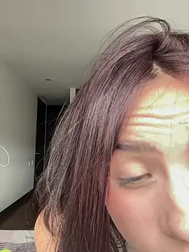 Snapshot of salome-brown chatting on February 10, 8:53 pm salome-brown online show from February 10, 8:53 pm