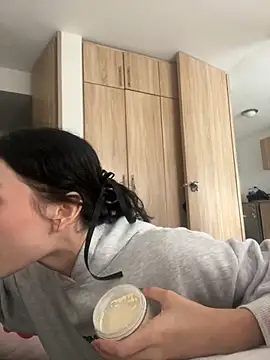 Snapshot of salome-brown chatting on November 21, 9:14 pm salome-brown online show from November 21, 9:14 pm