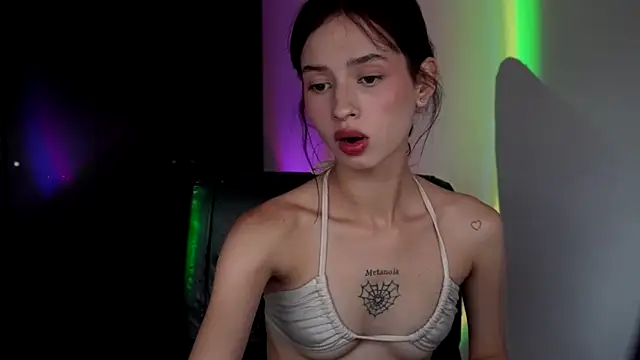 Snapshot of salome-brown chatting on March 7, 11:05 pm salome-brown online show from March 7, 11:05 pm