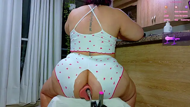 Gaby Vegaa online show from February 1, 9:40 am