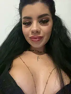 Snapshot of Ameliablack_1 chatting on February 15, 6:44 pm Ameliablack 1 online show from February 15, 6:44 pm