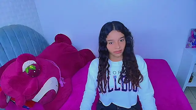 charlotte 0309 online show from April 10, 2:02 pm