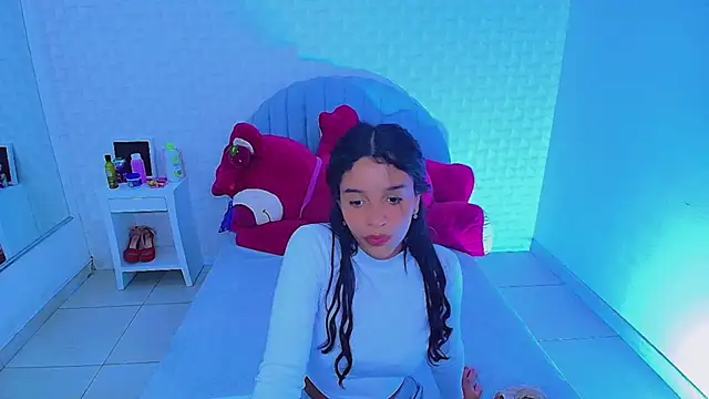 charlotte 0309 online show from March 26, 1:42 pm