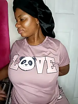 Snapshot of SexyHipsStar chatting on November 29, 12:22 am SexyHipsStar online show from November 29, 12:22 am