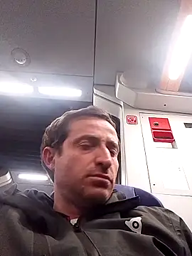 openlegsforyou online show from November 18, 6:33 pm