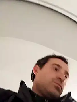 openlegsforyou online show from December 4, 7:13 pm