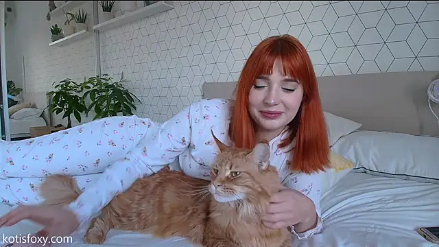 Snapshot of Kotis_Foxy chatting on December 2, 1:08 pm Kotis Foxy online show from December 2, 1:08 pm