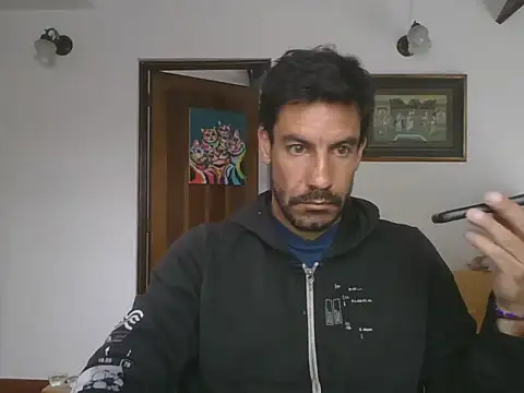 elkike1980 online show from May 14, 12:02 pm