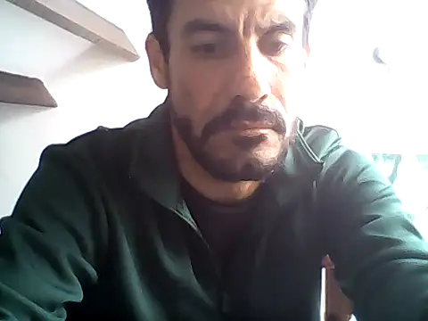 Snapshot of elkike1980 chatting on June 3, 3:39 pm elkike1980 online show from June 3, 3:39 pm