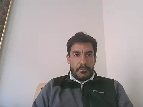 elkike1980 online show from May 20, 1:52 pm